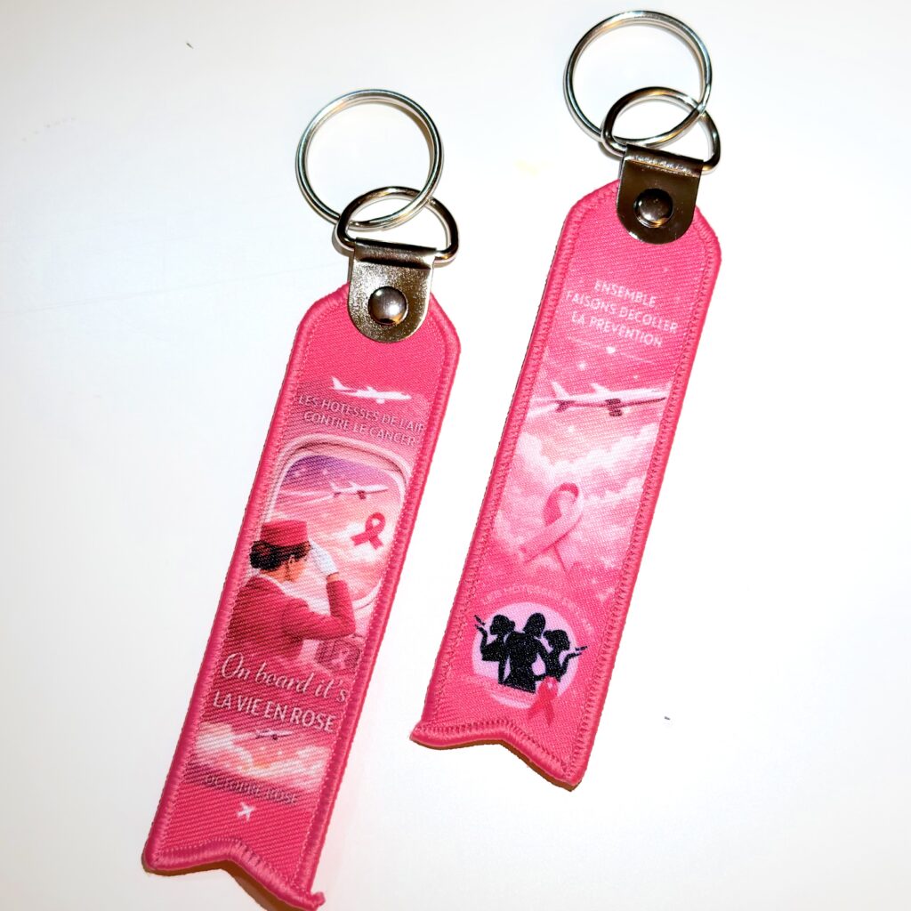 **2026** Porte clé "flamme HCC La Vie en Rose OCTOBRE ROSE 2026"